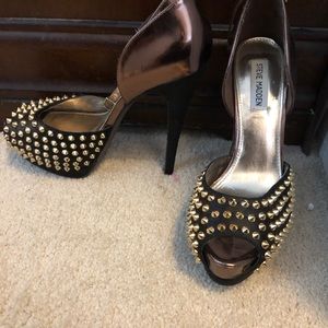 Steven Madden Studded Pumps